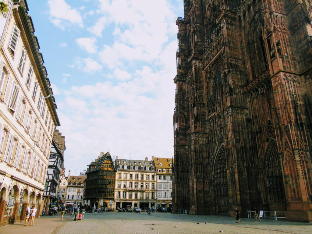 parvis de la cathédrale de Strasbourg