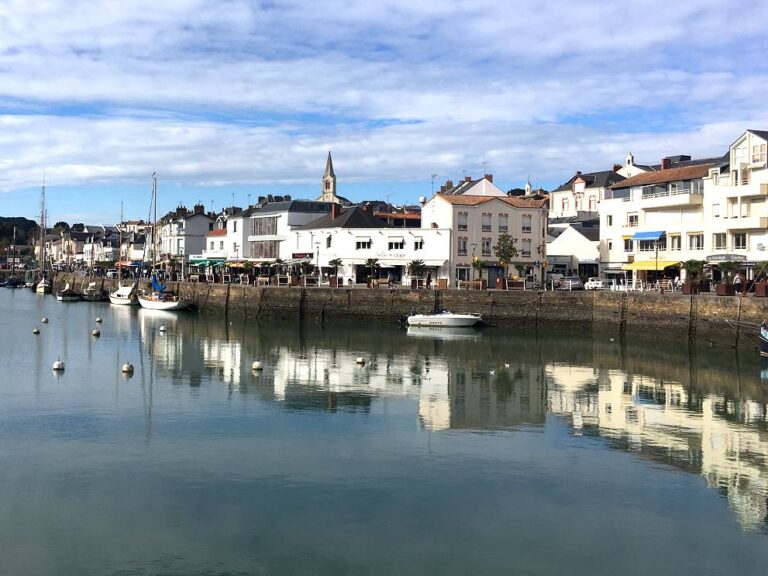 La Vendée à Vélo - le Port de Pornic